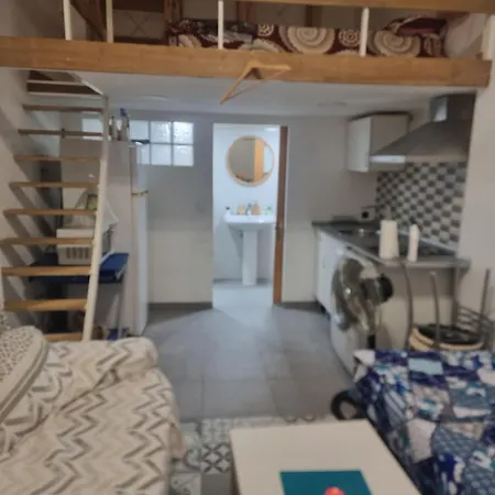 Apartment Near Airport Near Shopping Hubs Near City Centre